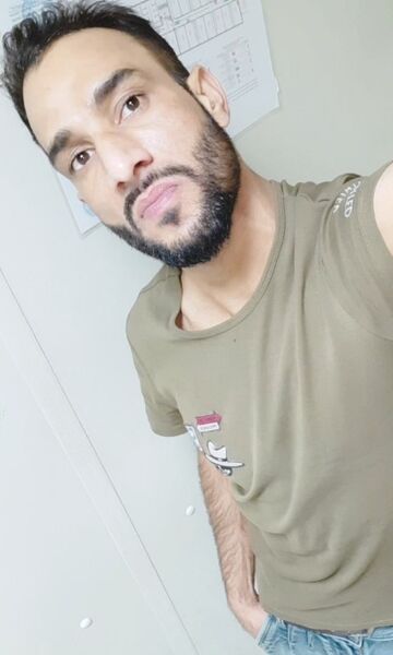  ,   Jasveer, 39 ,   ,   , c 