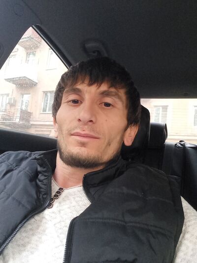  ,   TOMMY, 32 ,     , 