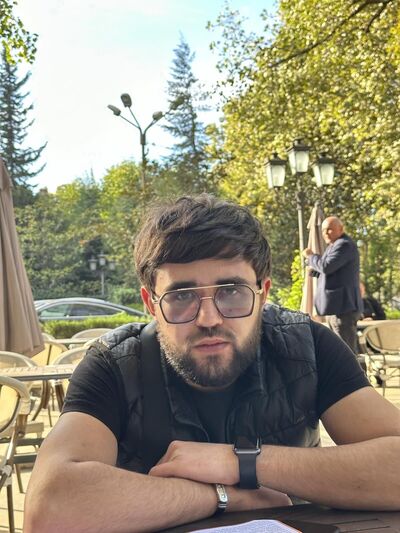  ,   Dav, 27 ,   ,   