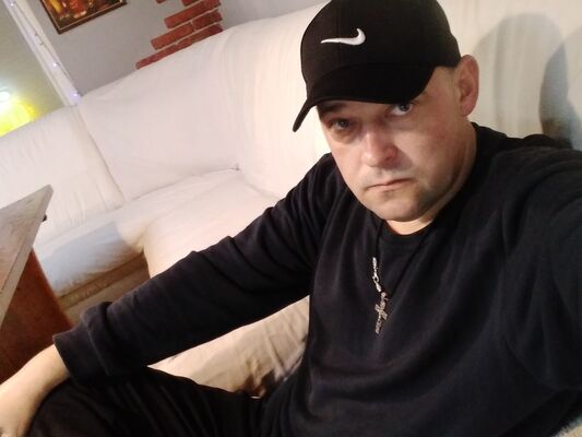  ,   Denis, 37 ,   ,   , c 