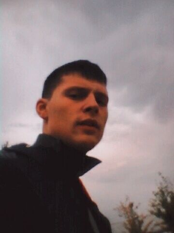  10446578  Andrei, 29 ,    