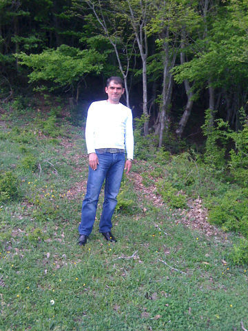  ,   Gio, 44 ,   