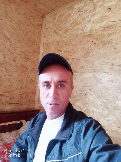  ,   Akmal, 48 ,     , c 