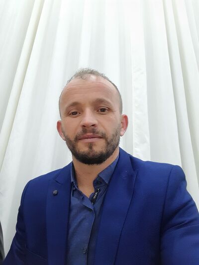  ,   Flori, 27 ,   ,   