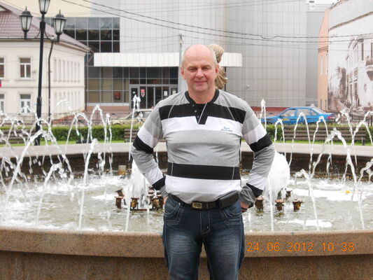  ,   Albert, 62 ,   c 