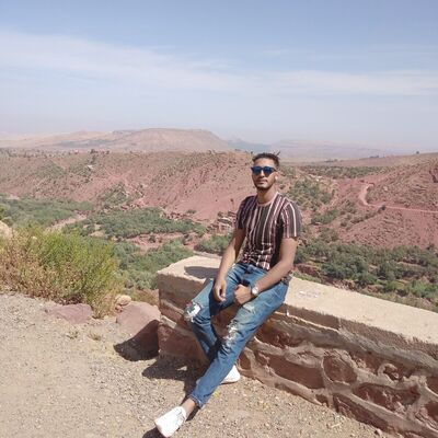  ,   Ayoub, 27 ,   ,   , c 