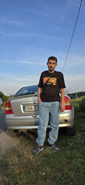  ,   Irakli, 27 ,   ,   