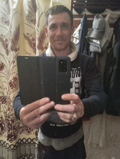  ,   Evgen, 40 ,   ,   