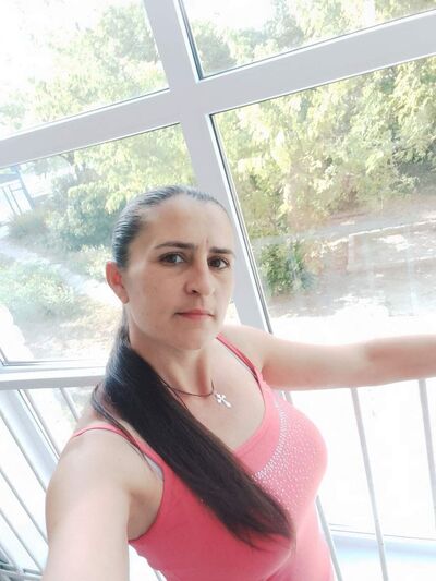  ,   Antonina, 43 ,   ,   