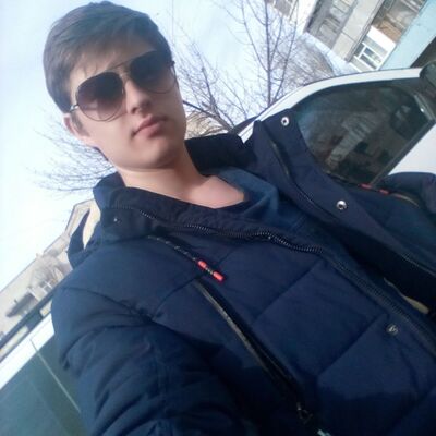  ,   Artem, 27 ,   