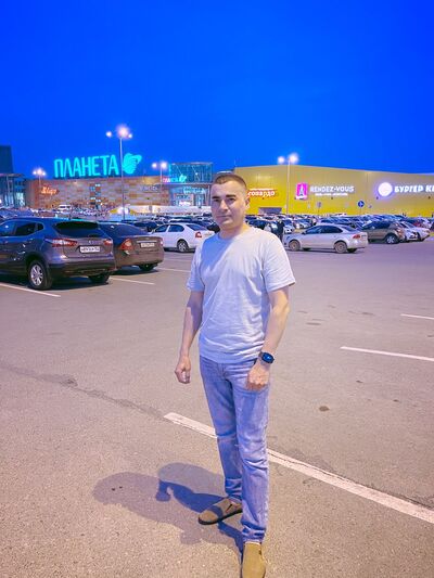  ,   Timur, 44 ,   c 