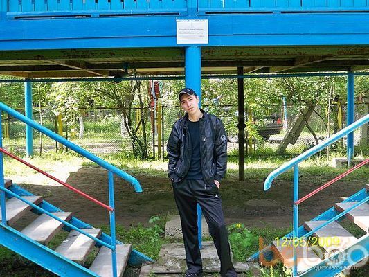  ,   Vanya, 33 ,   
