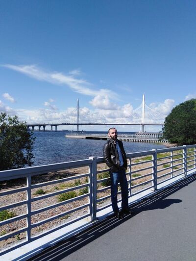  ,   Adam, 33 ,   , c 