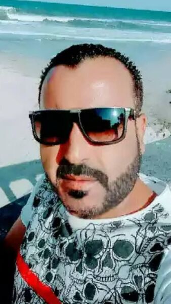  ,   Amir, 45 ,   ,   
