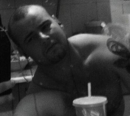  ,   Pasha, 32 ,   ,   , c 