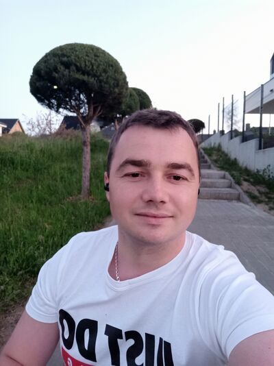  ,   Yurii, 33 ,   ,   , c 
