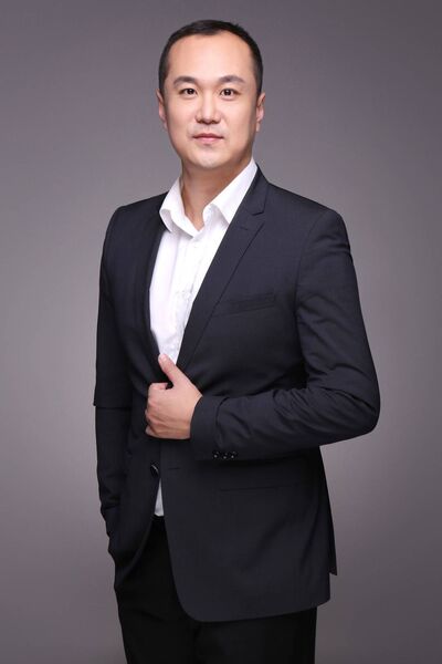  Qingdao,   Eric, 47 ,   ,   