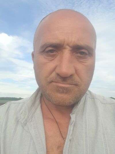  ,   Anton, 47 ,   ,   