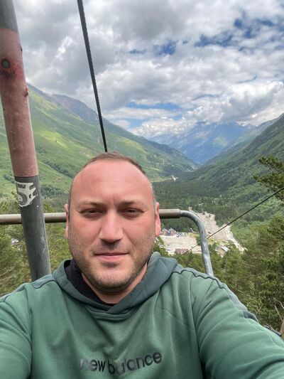  ,   Salim, 33 ,   ,   