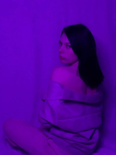 ,   Arina, 22 ,   ,   