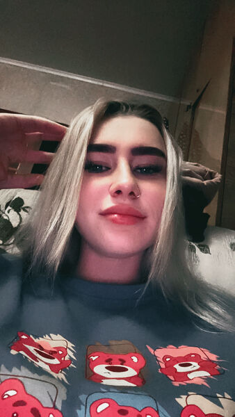  ,   Darya, 25 ,   