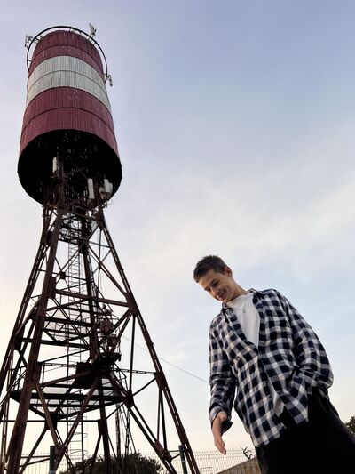  ,   Arseniy, 25 ,   ,   
