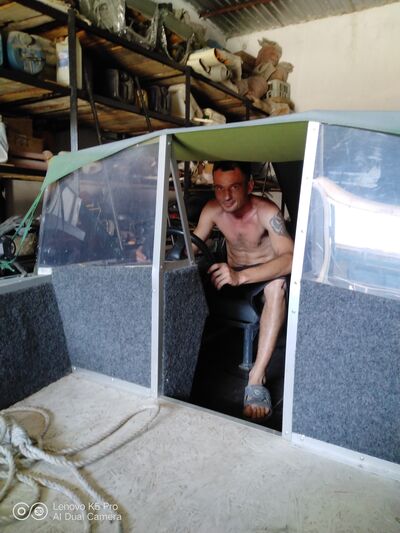  ,   Alexander, 33 ,   ,   , c 