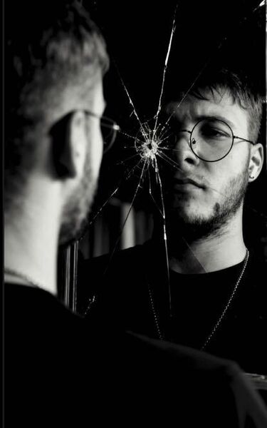  ,   Bogdan, 19 ,   ,   , c , 