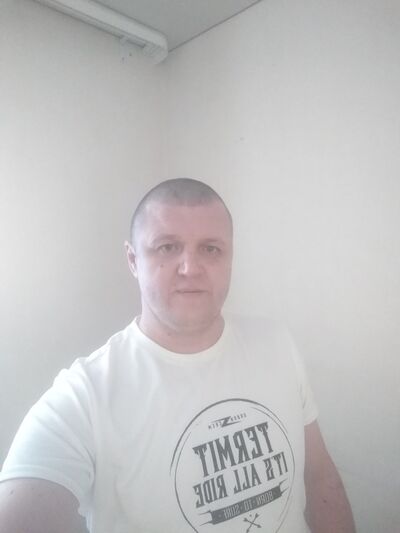  ,   Marchello, 44 ,   ,   , c 