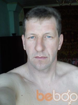  1982148  Vlad, 42 ,    --