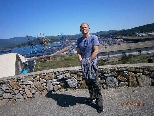  --,   Valerij, 49 ,   ,   , c 