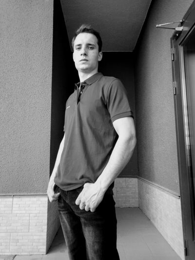 ,   Tim, 22 ,   ,   