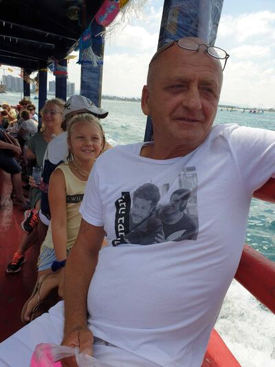  ,   Mike, 55 ,     , c 