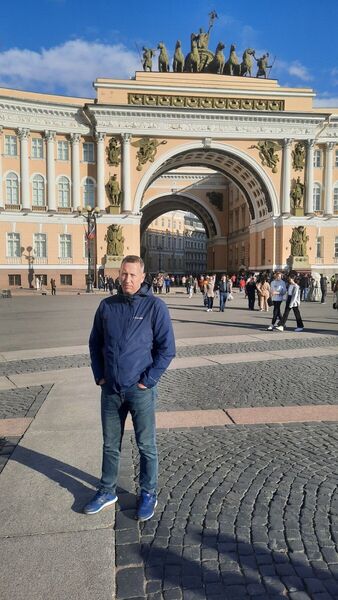  ,   Viktar, 43 ,   ,   , c , 