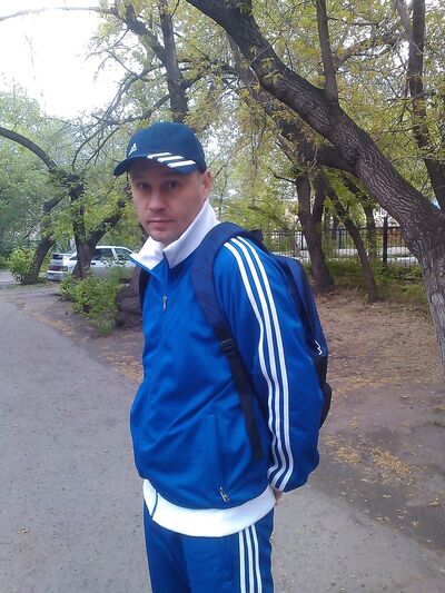  ,   Pavel, 45 ,  