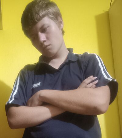  ,   Artem, 18 ,   ,   