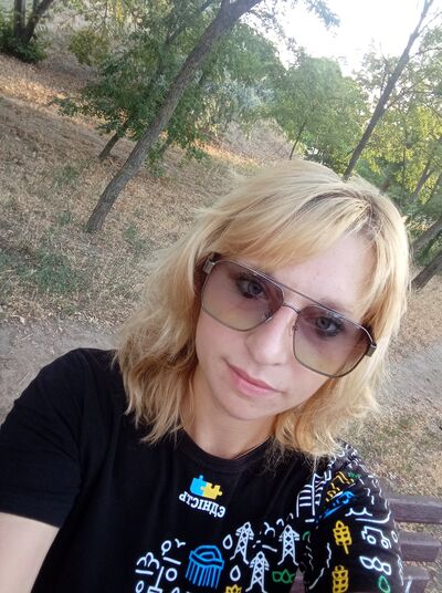  ,   Irina, 25 ,   c , 