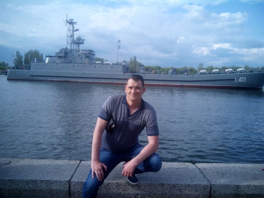  ,   Maks, 47 ,   ,   , c 