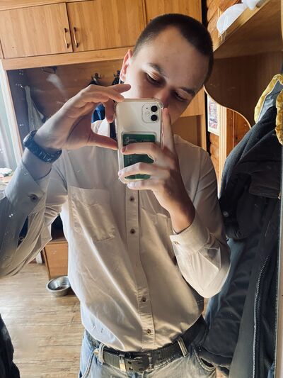  -,   Hikola, 20 ,   ,   