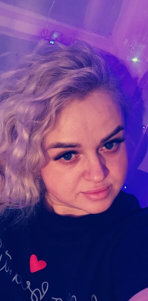  ,   Lora, 36 ,   ,   