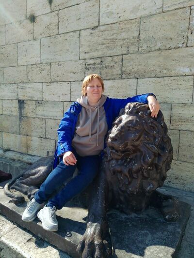  ,   Albina, 47 ,   c , 