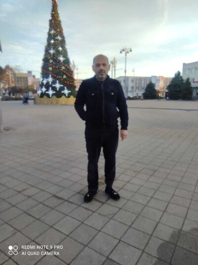  ,   Agasi, 46 ,   c 