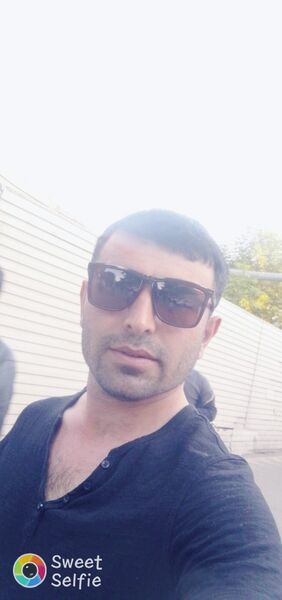  ,   Joni, 37 ,   ,   
