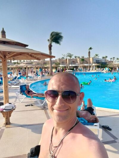  ,   Leonid, 43 ,   ,   , c , 