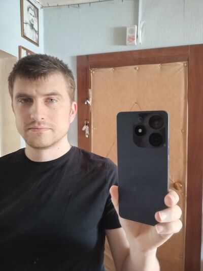  ,   Artem, 33 ,   ,   