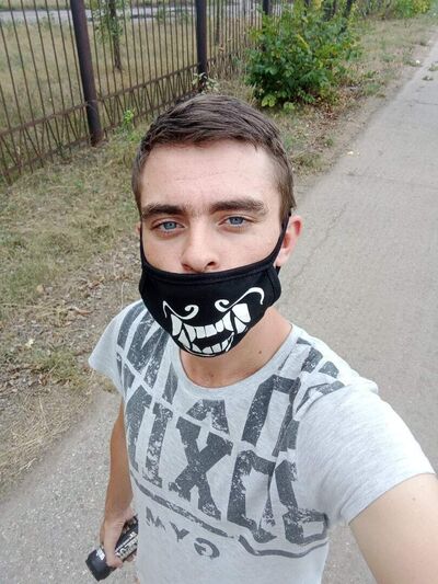  ,   Denis, 30 ,   ,   