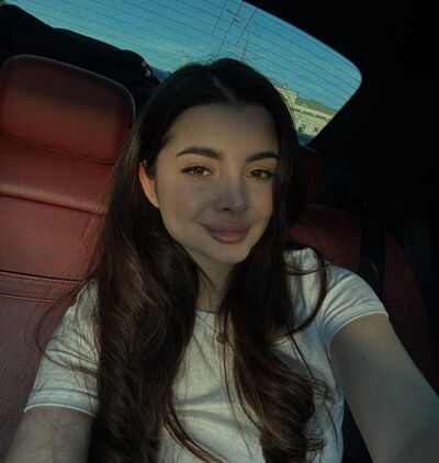  ,   Sarah, 22 ,   ,   