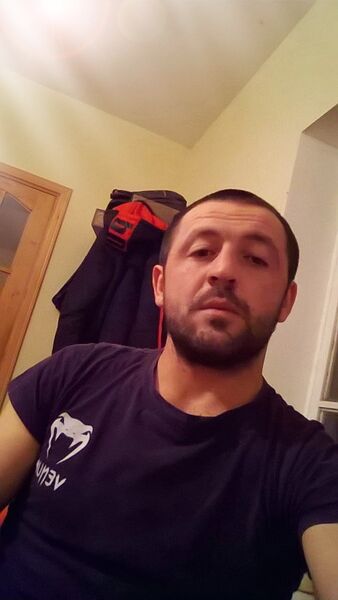  ,   Axmed, 37 ,   ,   , c , 