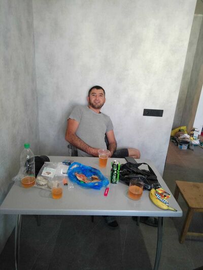  --,   , 37 ,   c 