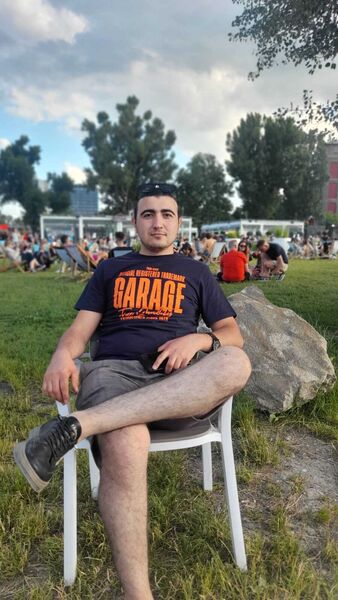  ,   Sarkhan, 27 ,   ,   